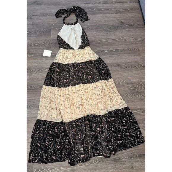 Lulus Mixed Message Black and Beige Floral Print Halter Maxi Dress - Picture 6 of 9